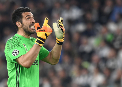 Buffon, leggenda infinita: 100 volte Champions e numeri da paura