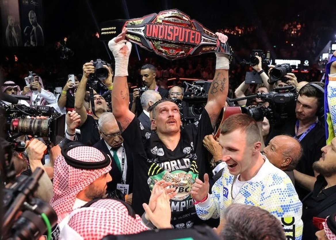 A Riyad l’ucraino Usyk batte l’inglese Fury ed è re assoluto dei massimi.