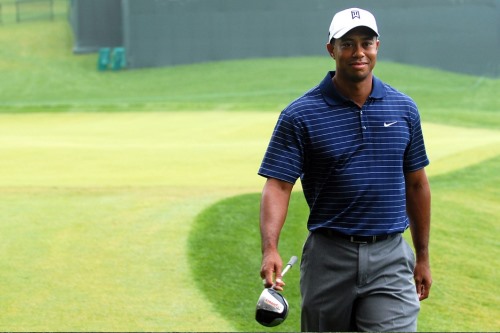 Golf, Tiger Woods premiato da Donald Trump