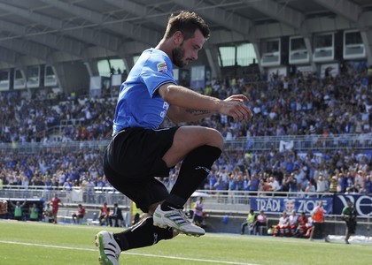 Serie A: reazione Novara, il Parma è ko