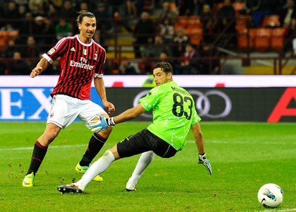 Serie A: il Napoli riparte, Milan ok