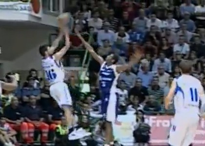 Diener, prodezza allo scadere. Video