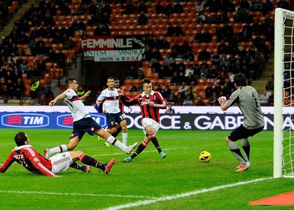 Serie A: il Milan respira, Genoa battuto