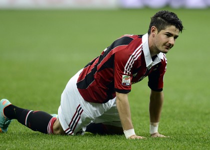 Serie A: troppa Fiorentina, sberle al Milan