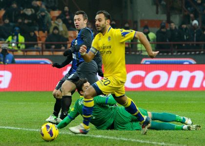 Tim Cup: Cassano-Guarin, Inter ai quarti