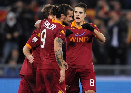 Serie A: la Roma cala il poker, sprofonda il Milan