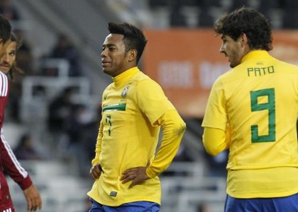 Brasile: Menezes lascia a casa Pato e Robinho