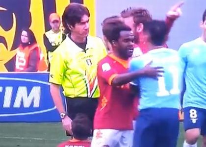 Lazio: Matuzalem, manata a Borini. Video
