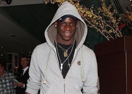 Balotelli, una super Porsche per il fratello Enock