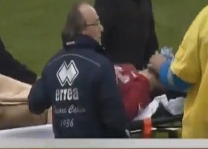 Dramma in Pescara-Livorno: malore per Morosini