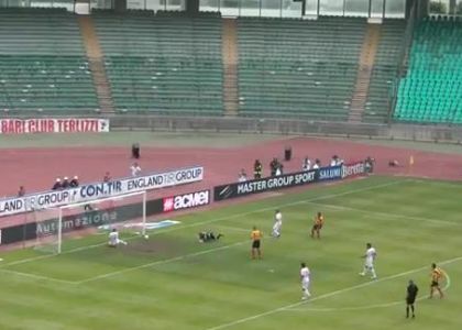 Scommesse: quell'autogol di Masiello. Video