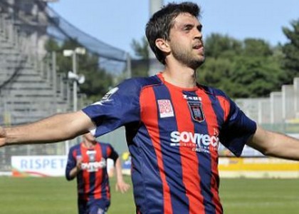 Serie B: il Crotone ribalta il Cittadella, salvezza a un passo