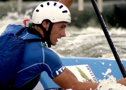 Canoa: Cipressi e Giai Pron a Londra