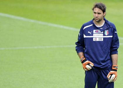 Italia, Sirigu: 