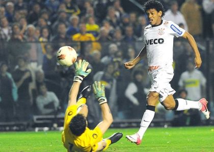 Libartadores: Romarinho beffa il Boca Juniors
