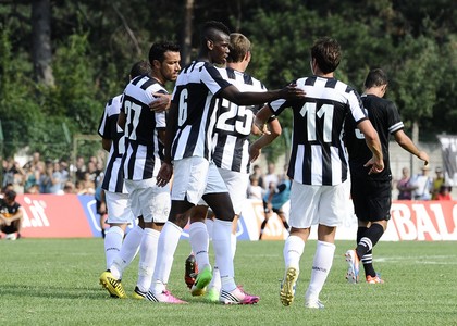 Juventus, festa del gol a Villar Perosa