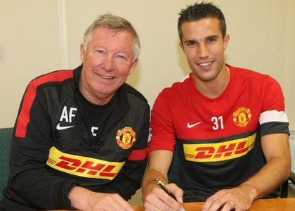 Ufficiale: Van Persie-United fino al 2016