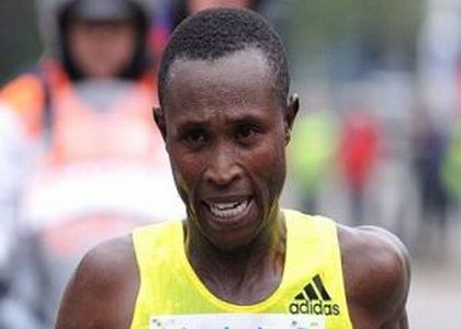 Atletica: Mutai vince la maratona di Berlino