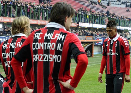 Milan, ecco la maglia contro il razzismo