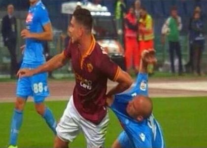 Roma-Napoli, Reina: tweet al veleno contro Borriello