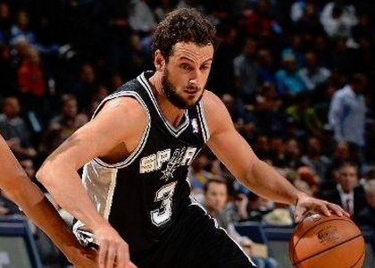 Nba: ventello di Gallinari, ma vince Belinelli