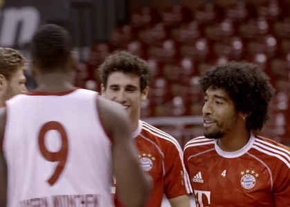 Bayern: Dante fa canestro di tacco. Video