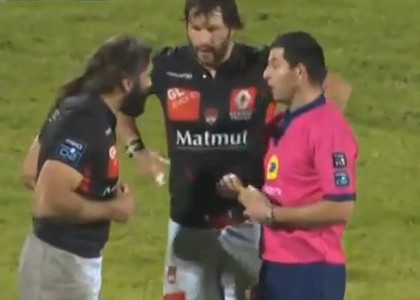 Rugby: il pugno di Chabal. Video