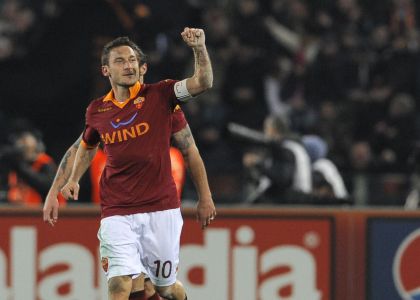 20 anni di Totti: vota il gol più bello. Video