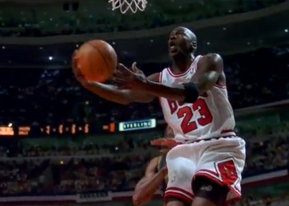 Nba: Michael Jordan e Kobe Bryant, giocate identiche. Video