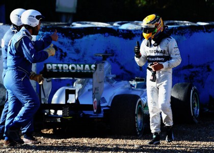 F1: incidente per Hamilton a Jerez