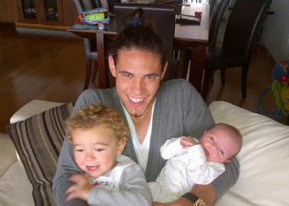Cavani con i suoi due 