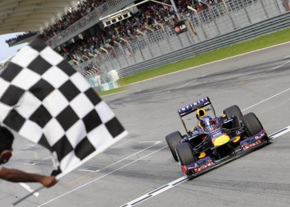 Rivoluzione in F1: punti doppi nell'ultimo Gp del 2014