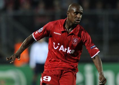 Inter: opzione Douglas Teixeira per la difesa