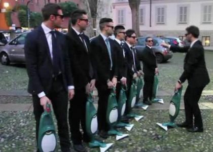 Inter-Roma sul divano? Sì, ma solo con Folletto. Video