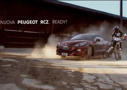 Nuova Peugeot Rcz: Andreucci vs Suding, sfida all'ultima curva. Video