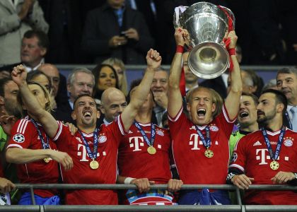 Champions: delirio Bayern, piange il Borussia