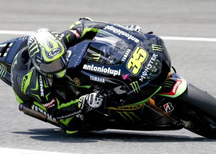 MotoGP, Olanda: Crutchlow in pole, Rossi quarto