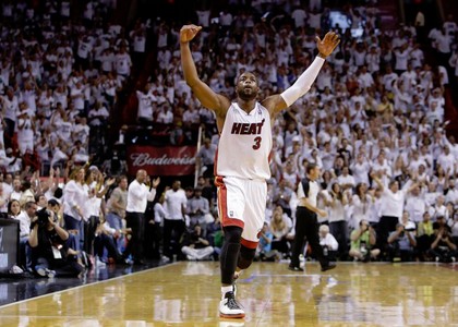 Nba: Wade lascia Miami, approda a Chicago