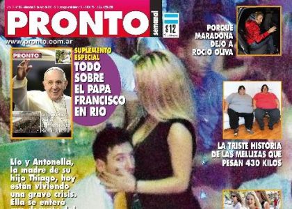 Messi nei guai: pizzicato con una ballerina di striptease