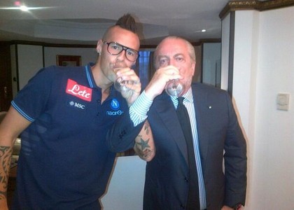 Napoli: Hamsik rinnova fino al 2018