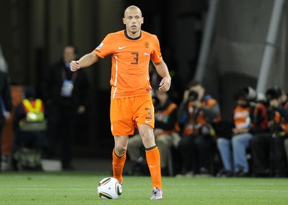 Roma: accelerata per Heitinga