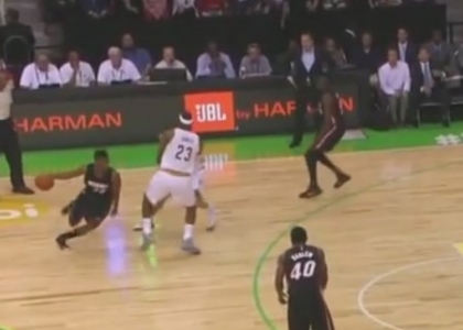 Nba: James si confonde, blocco per Cole. Video