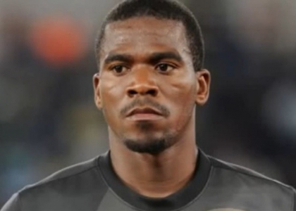 Dramma in Sudafrica: portiere Meyiwa ucciso in una rapina