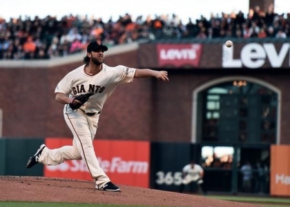 Mlb, World Series: mostro Bumgarner, Giants vicini al titolo