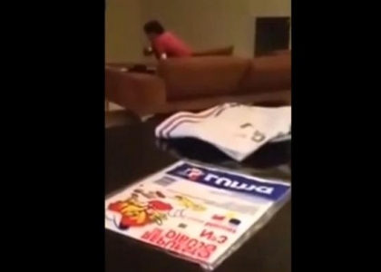 Maradona shock: aggredisce la ex fidanzata. Video