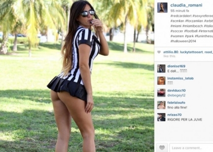 Sexy fischietto: Claudia Romani diventa arbitro