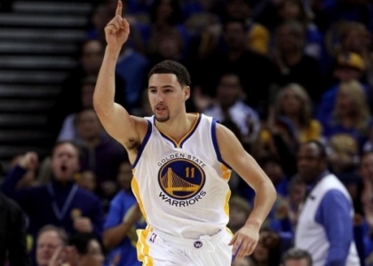 Nba, playoff: Warriors in semifinale, Bucks ancora in vita