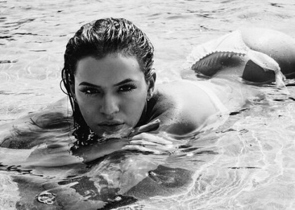 Bruna Marquezine, un modello per dimenticare Neymar. Foto