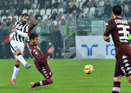 Juventus: Pirlo, la scarpa del derby nel museo