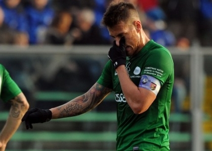 Giudice sportivo: cinque giornate a Denis, una a Tonelli